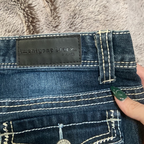 Bootcut Jeans - Picture 2 of 9